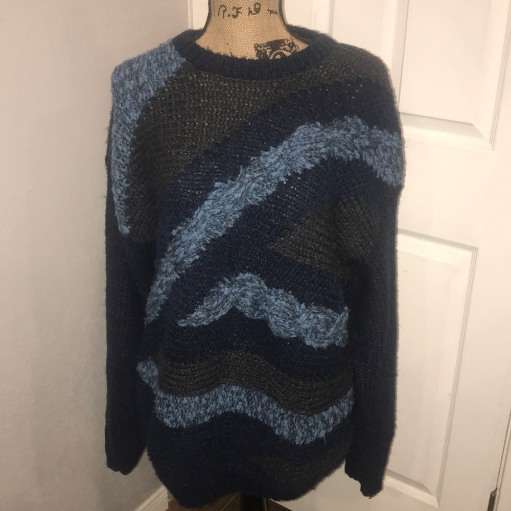 Vintage 90’s Street Scene Sweater